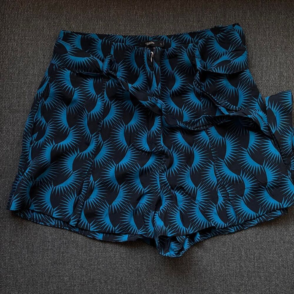 Totem Women's multi Shorts